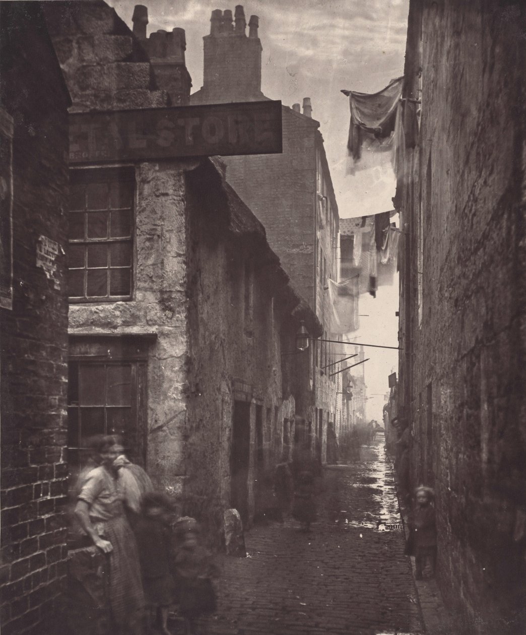 Old Vennel, Off High Street, 1868-1871 (photo) - Thomas Annan