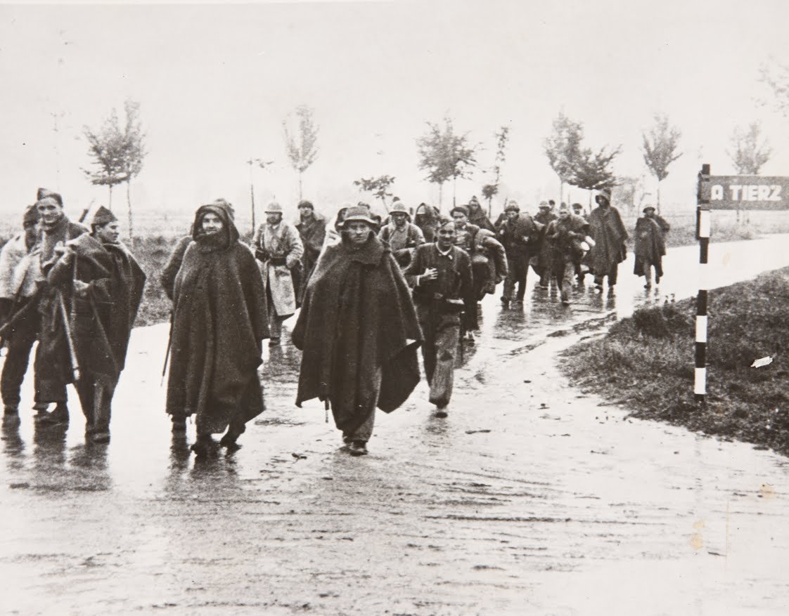 Troupes républicaines sur le front d