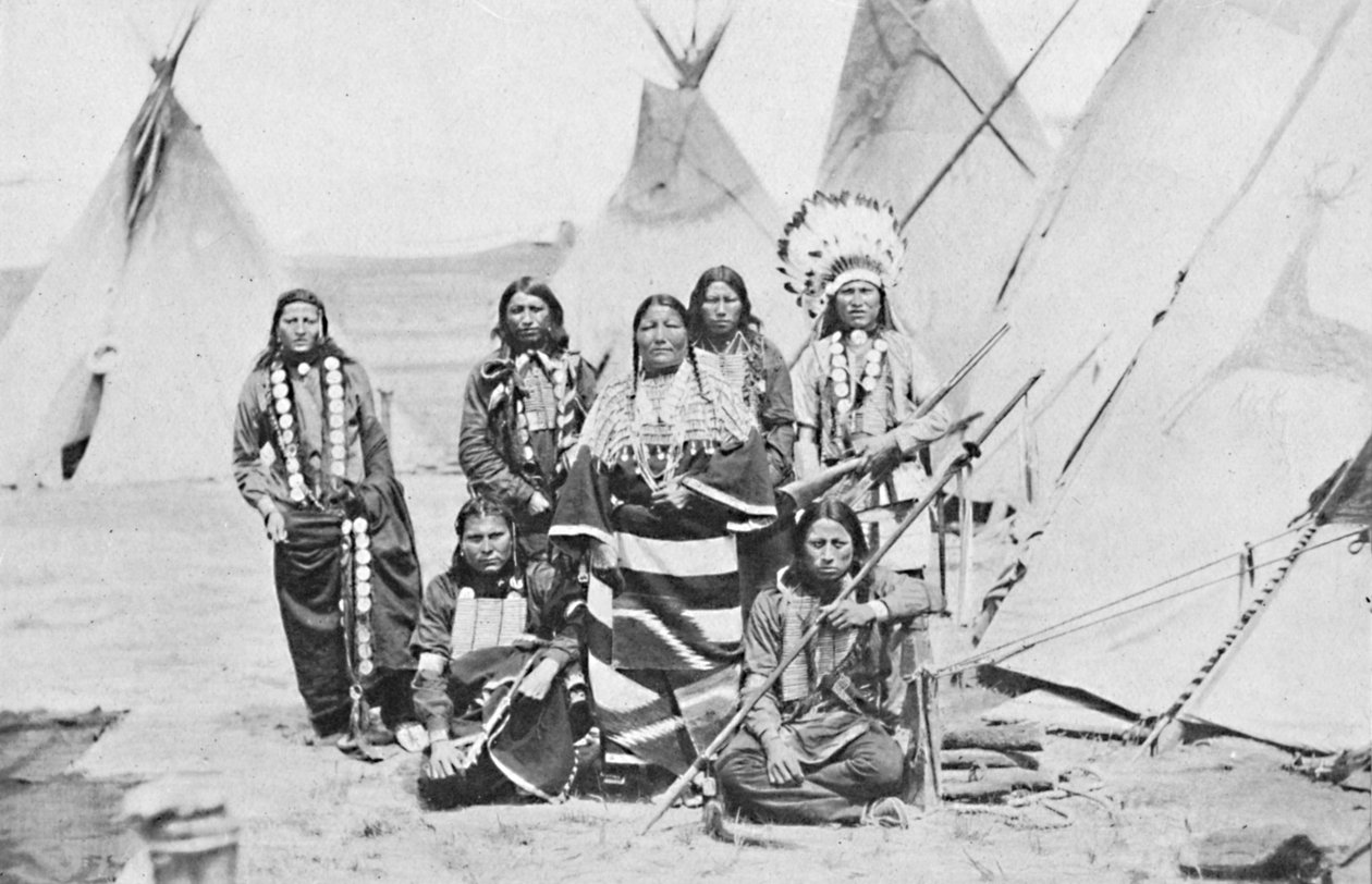 Un chef amérindien et des squaws, 1912 - Unbekannt