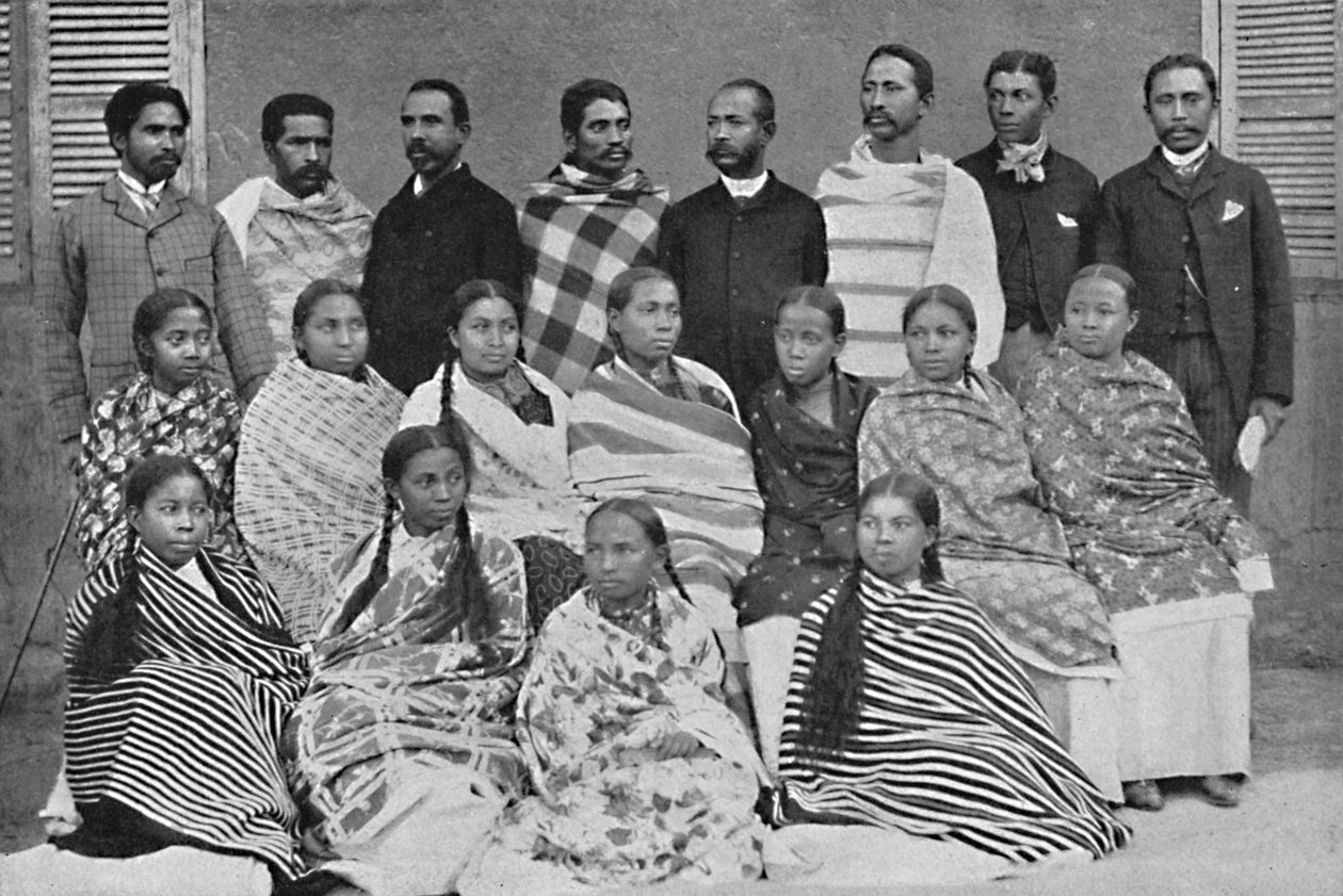 Un groupe de Hova, peuple de Madagascar, 1912 - Unbekannt