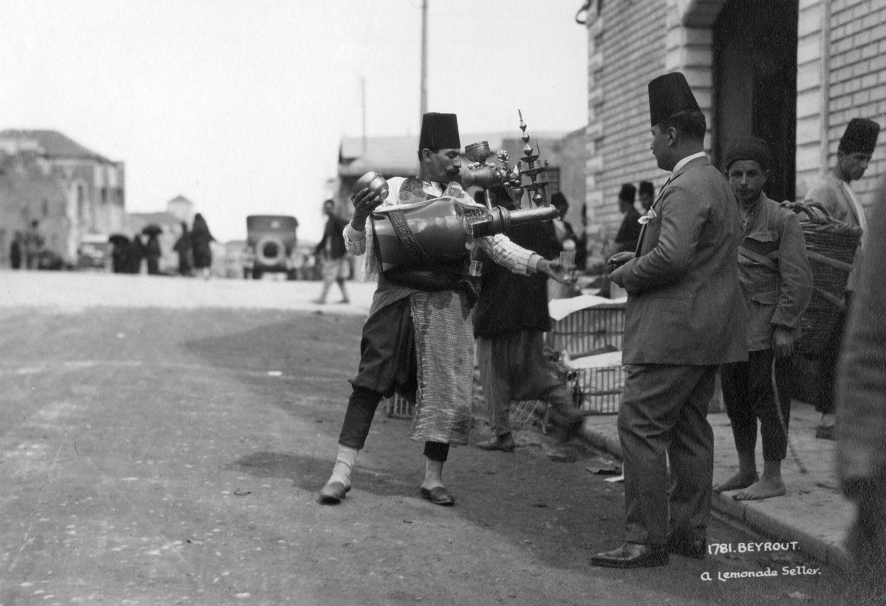 Un vendeur de limonade, Beyrouth, Liban, années 1920-1930 - Unbekannt