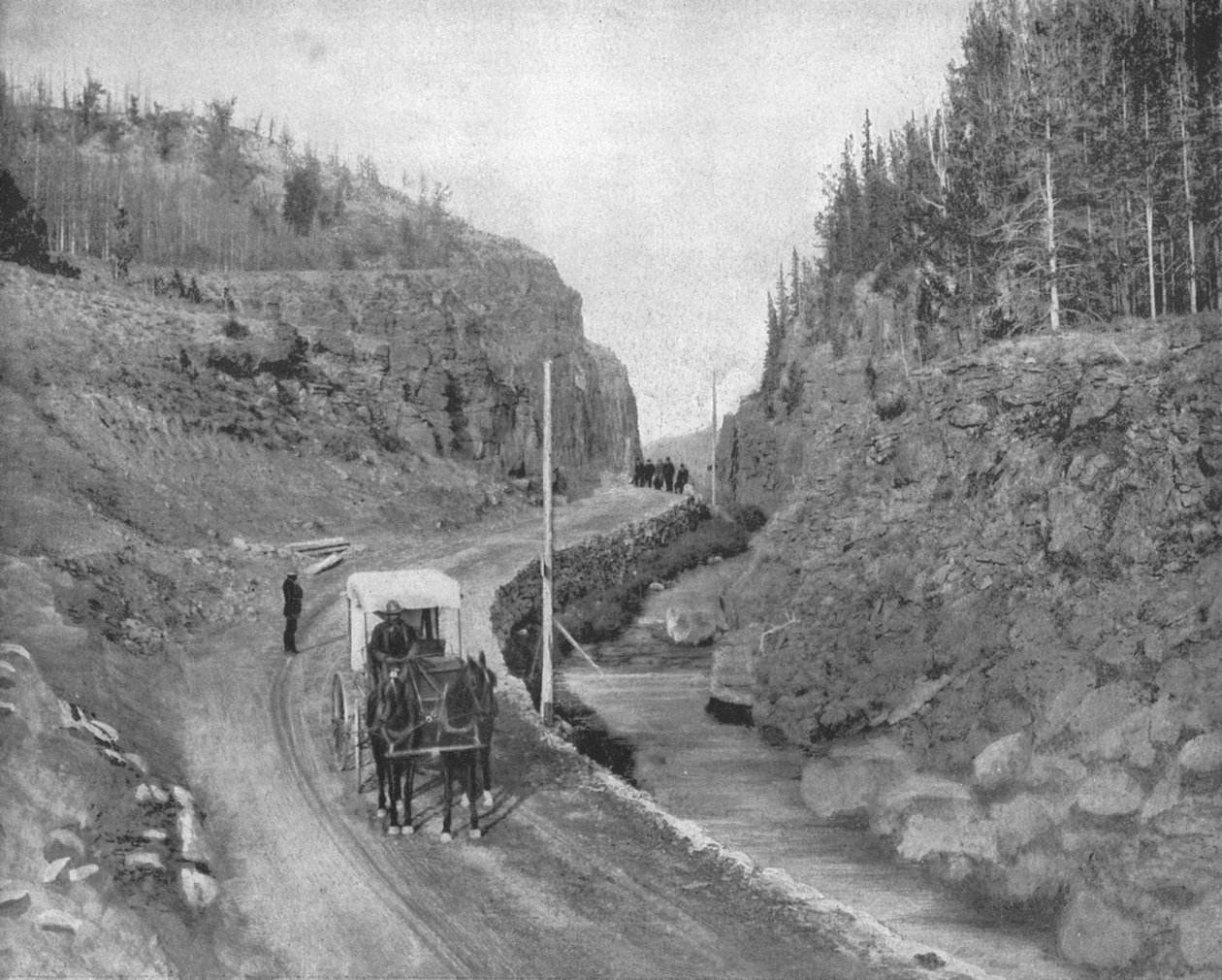 Entrée du parc de Yellowstone, États-Unis, vers 1900 - Unbekannt