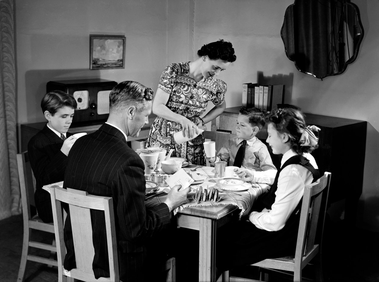 Famille au petit-déjeuner, vers 1948 - Unbekannt