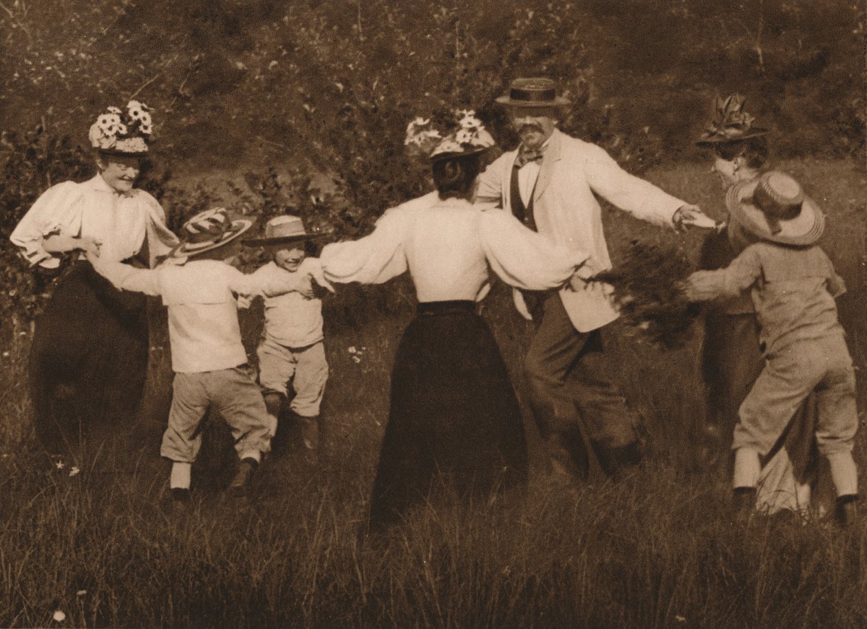 Famille jouant à des jeux dans un champ, 1937 - Unbekannt