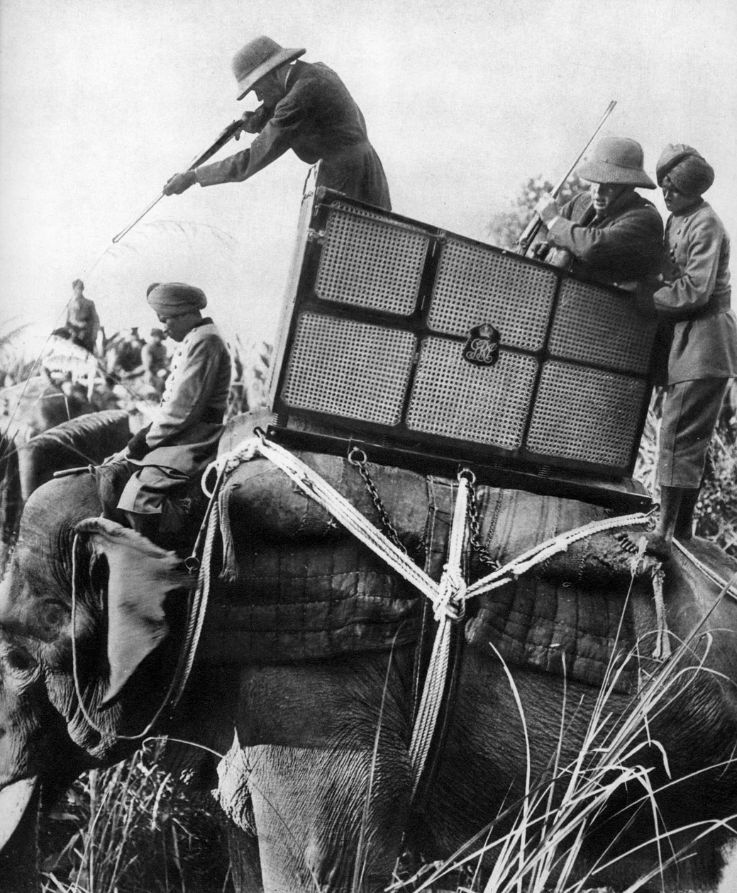 George V chassant des tigres, Inde, 1911 - Unbekannt