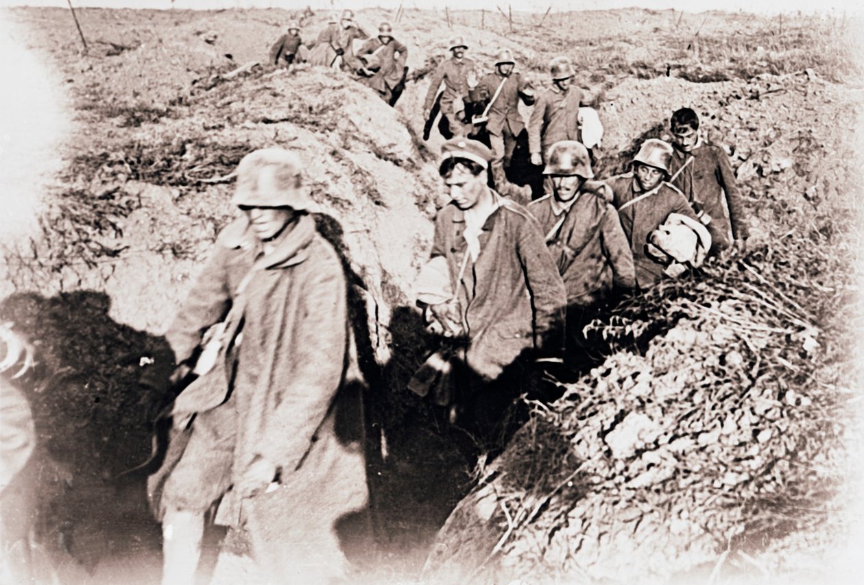 Les Allemands se rendent à Laffaux, nord de la France, vers 1914-1918 - Unbekannt