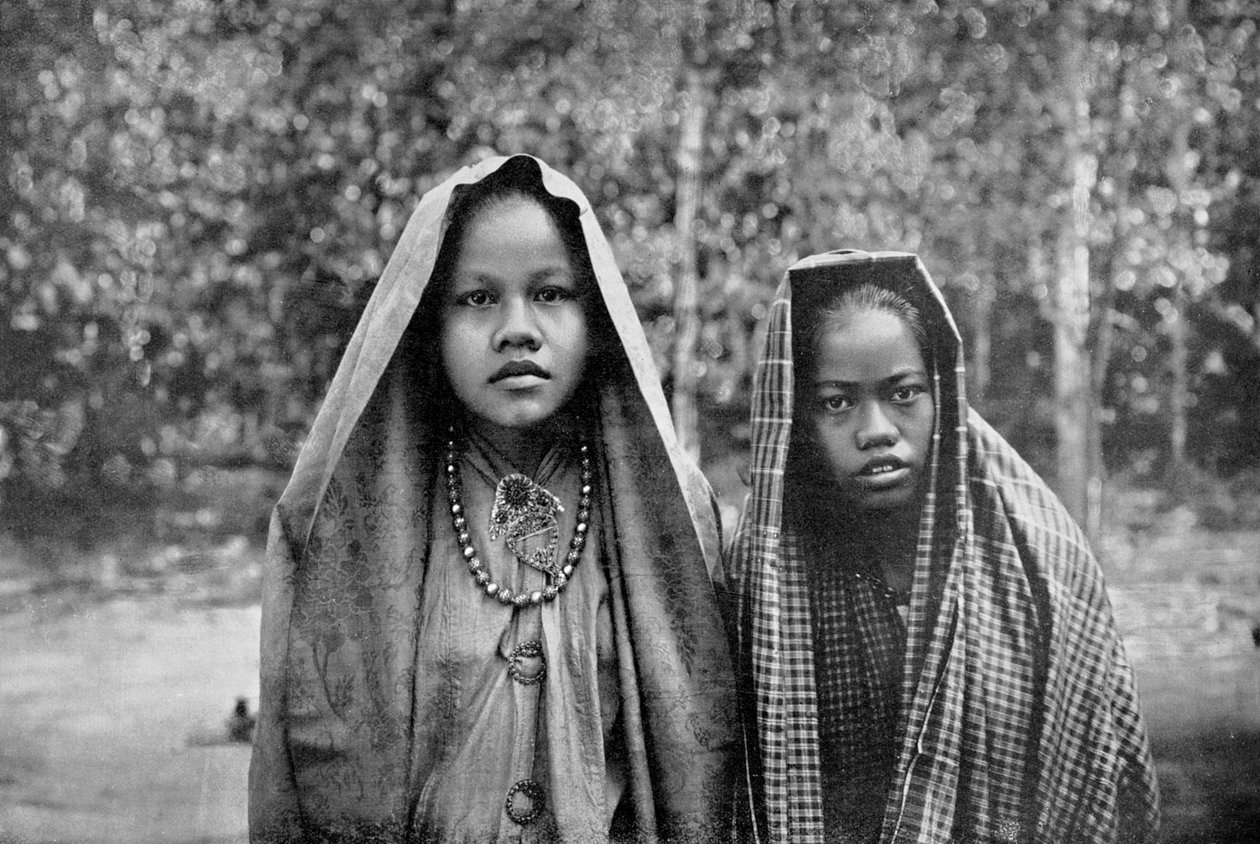Filles malaises, Sumatra, Indonésie - Unbekannt