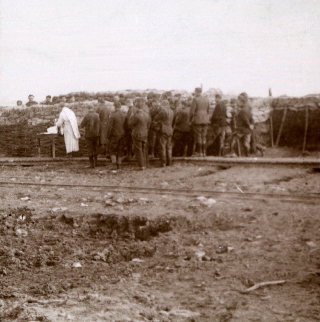 Messe dans les tranchées, Pervijze, Flandre, Belgique, vers 1914-1918 - Unbekannt