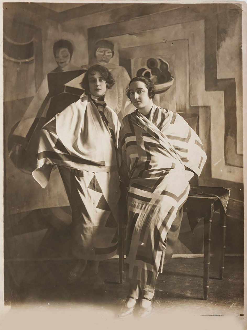 Sonia Delaunay dans son atelier, vers 1924 - Unbekannt