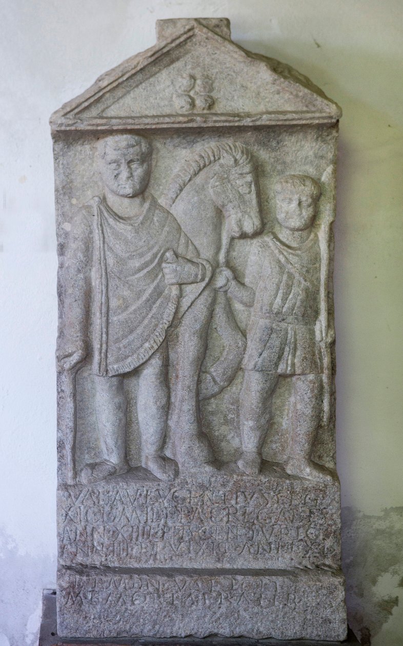 Stèle de Valerio Alucenzio, pierre, IIIe siècle - Unbekannt