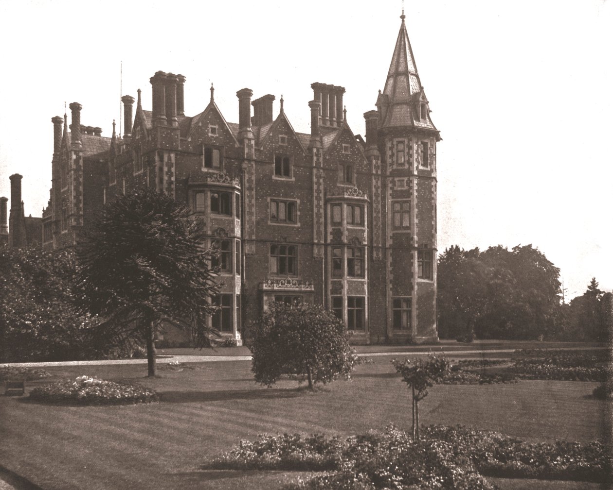 Taplow Court, Buckinghamshire, 1894 - Unbekannt