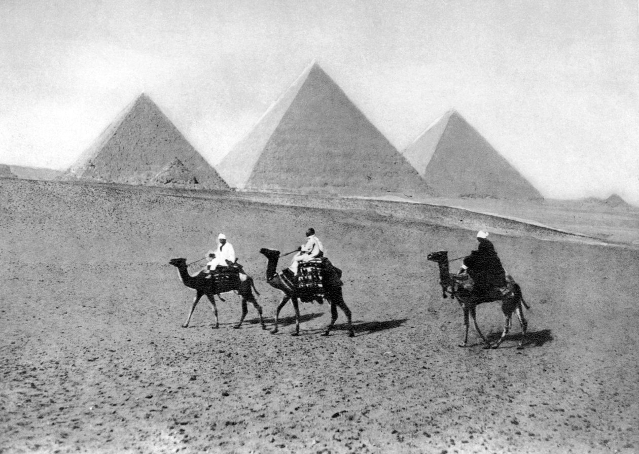 Les pyramides de Gizeh, Le Caire, Égypte, vers 1920 - Unbekannt