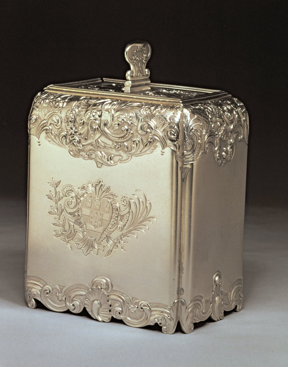 Boîte à thé en argent par Paul de Lamerie - Unbekannt Unbekannt