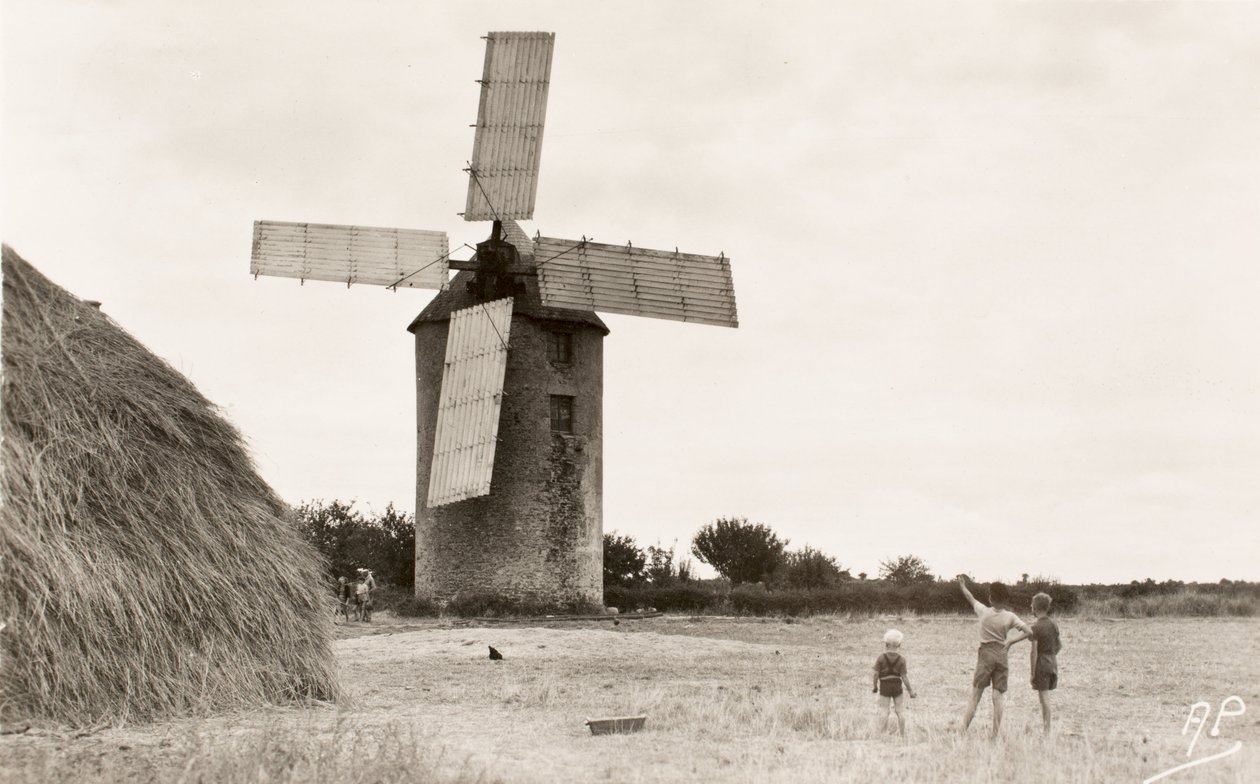Moulin de Kervoyal, Finistère, Bretagne, France - William M. Timlin