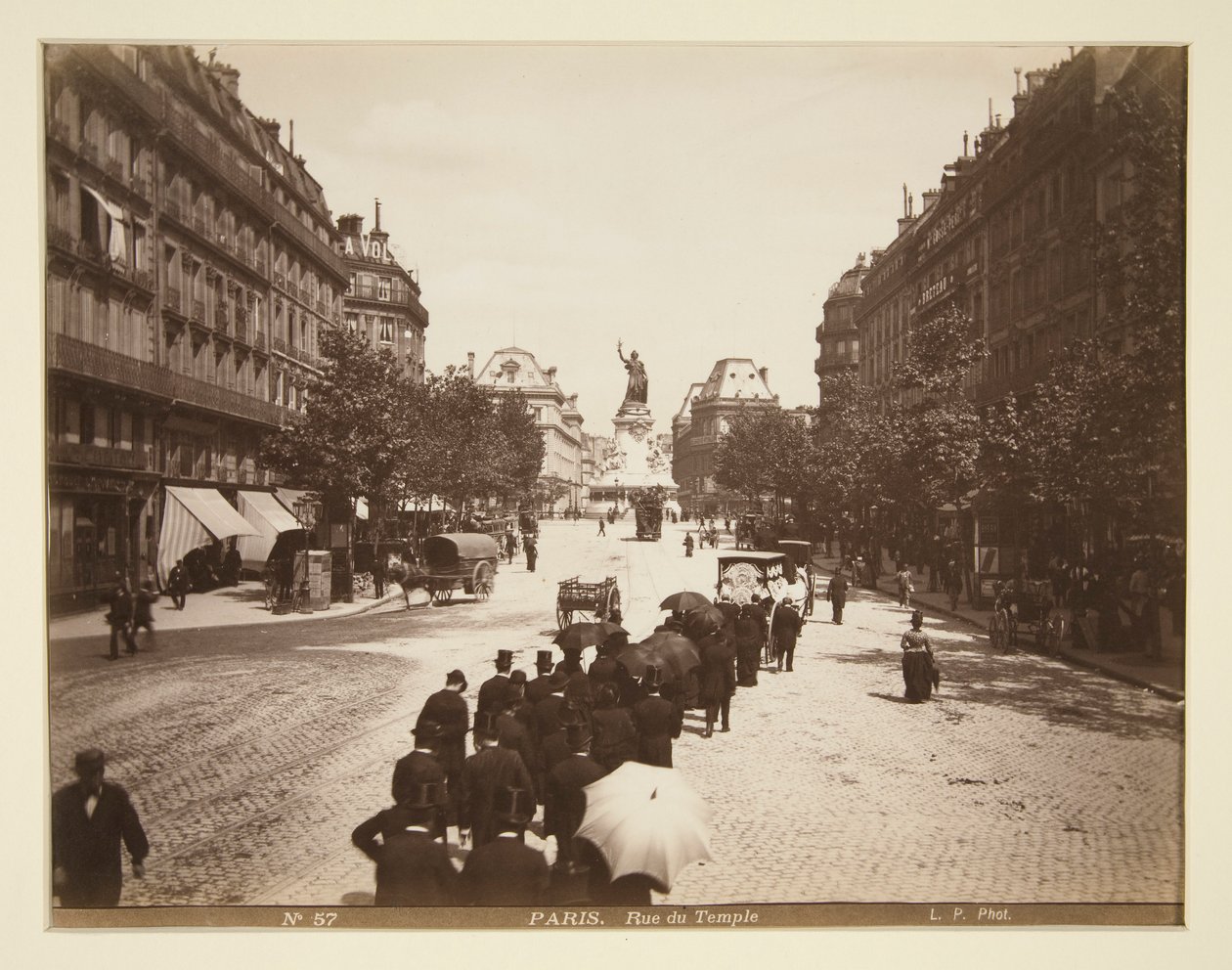 Cortège funèbre, Paris - Unknown