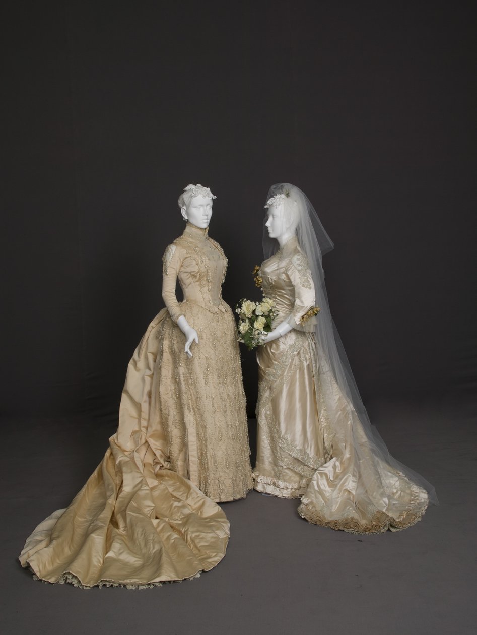 Robes de mariée - Unknown artist