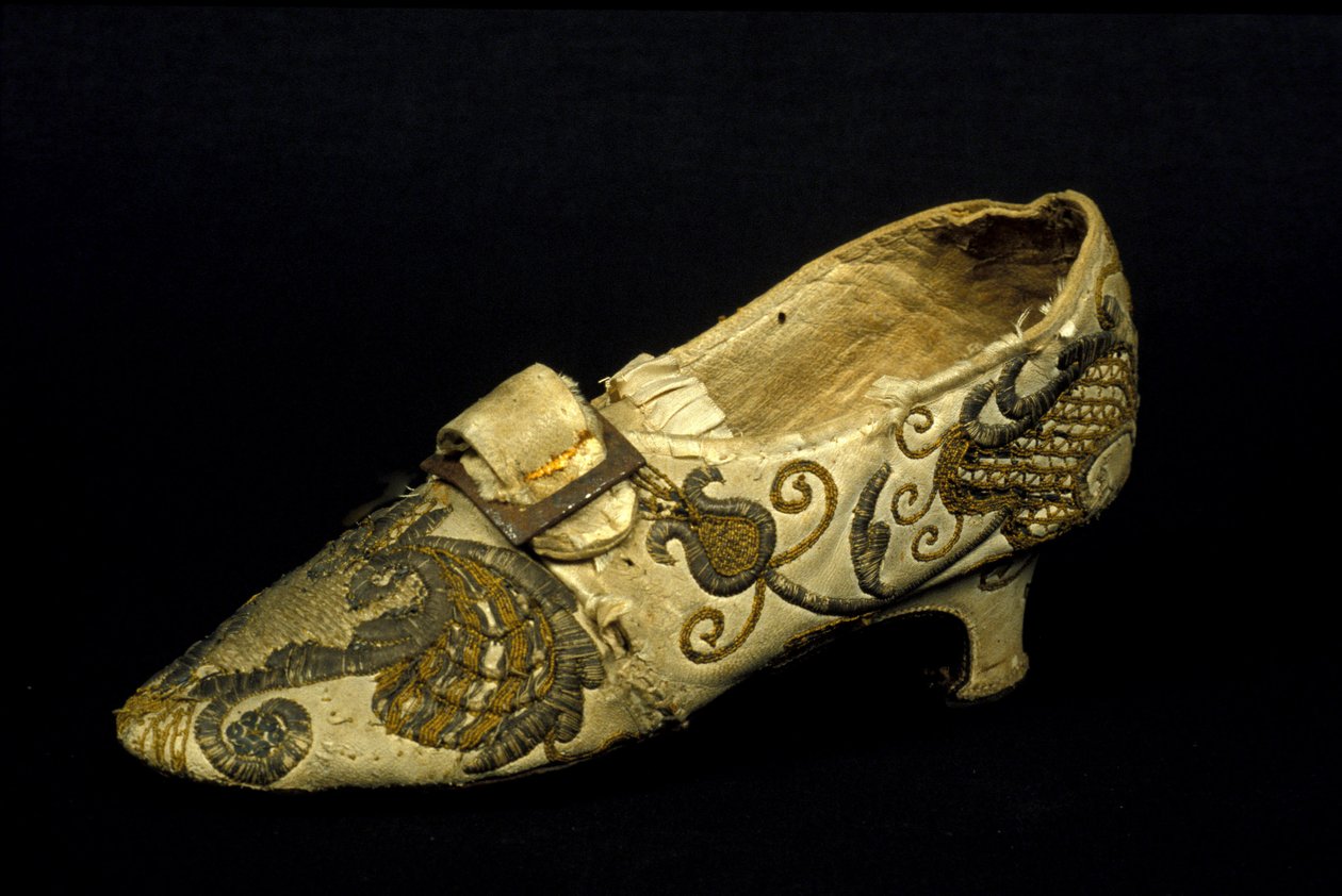 Modèle de chaussures pour femmes (escarpins) avec talon - Unknown artist