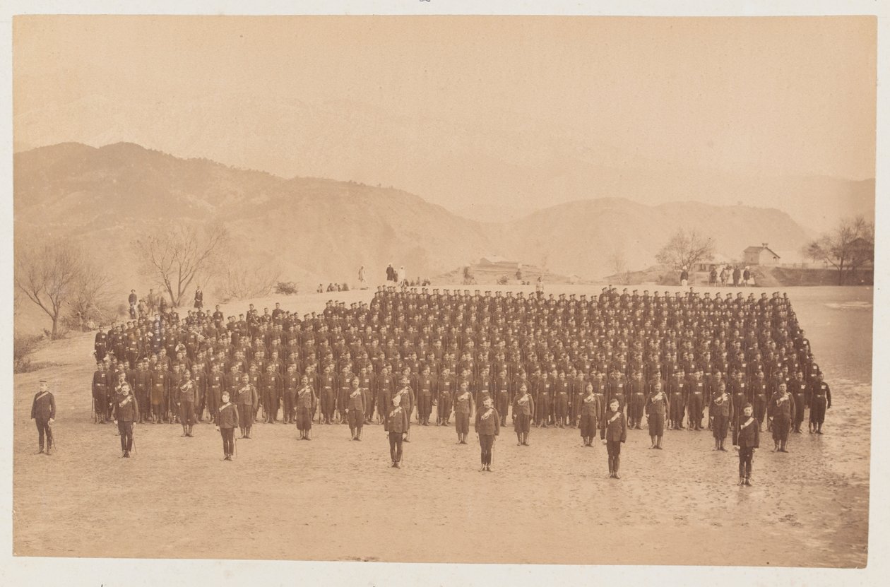 4e régiment de Gurkhas (fusiliers) en parade - Unknown photographer