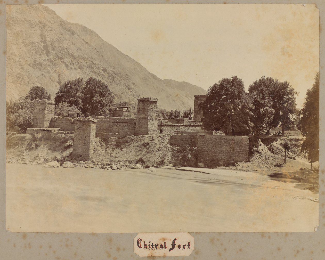 Fort de Chitral, 1895 - Unknown