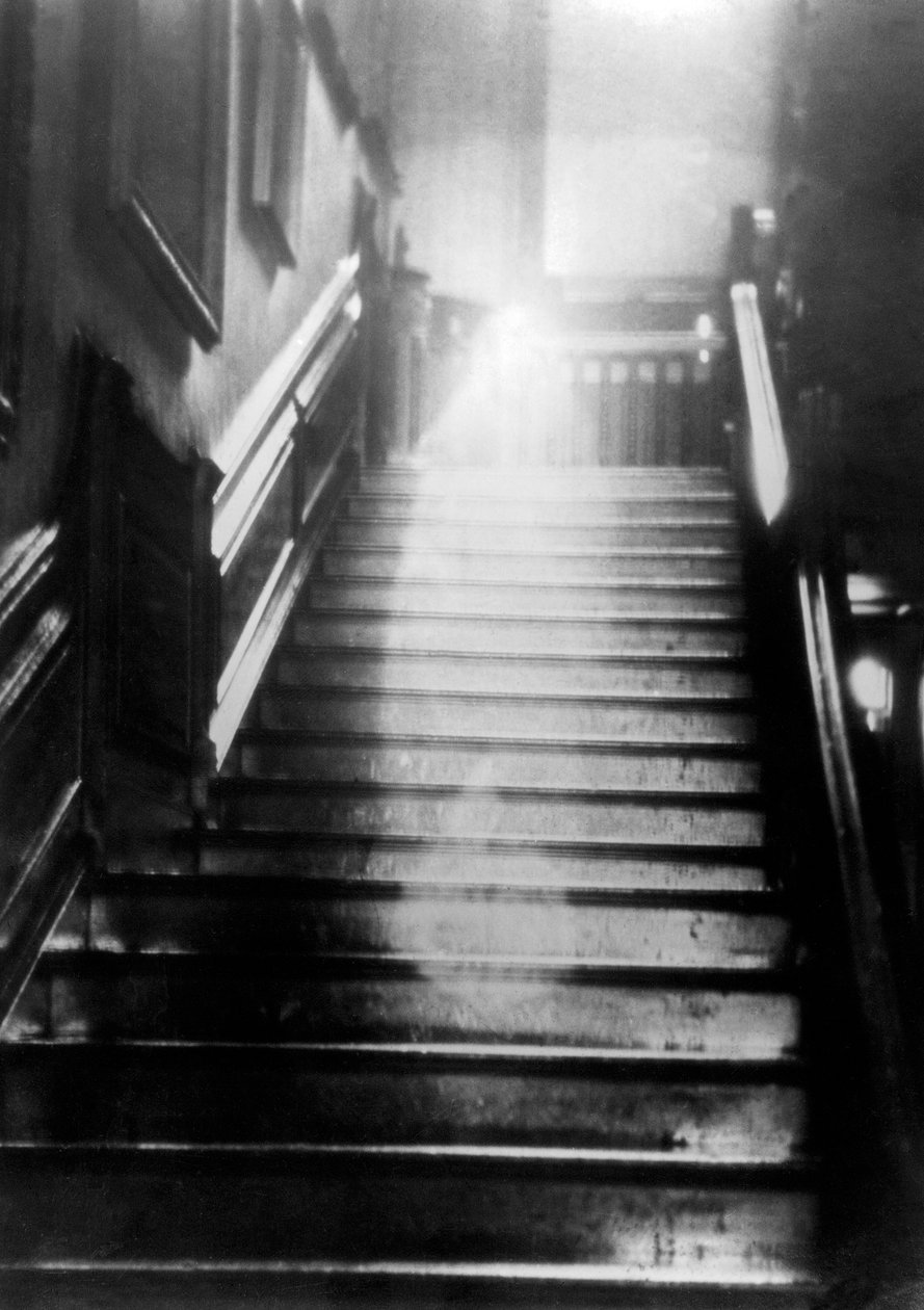 Le fantôme de Raynham Hall (Angleterre) - Unknown photographer