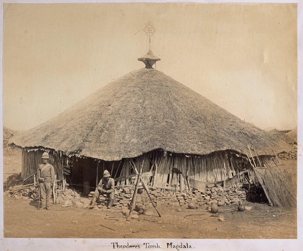 Tombe de Théodore, Magdala, Abyssinie - Unknown photographer