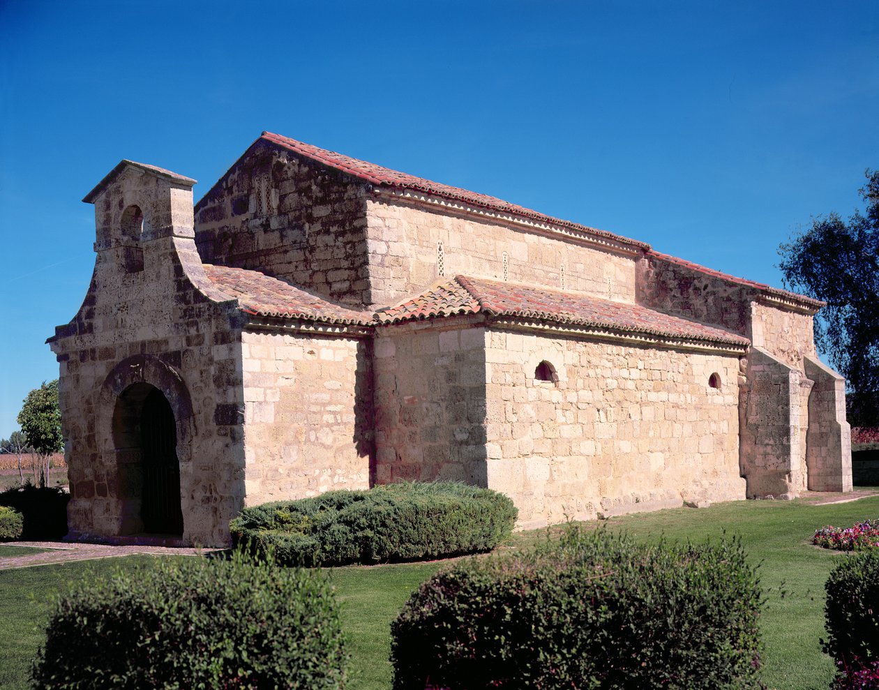Église de San Juan Bautista, consacrée en 661 - Visigothic
