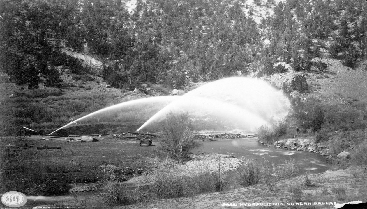 Exploitation minière hydraulique près de Dallas, vers 1882-1900 - William Henry Jackson