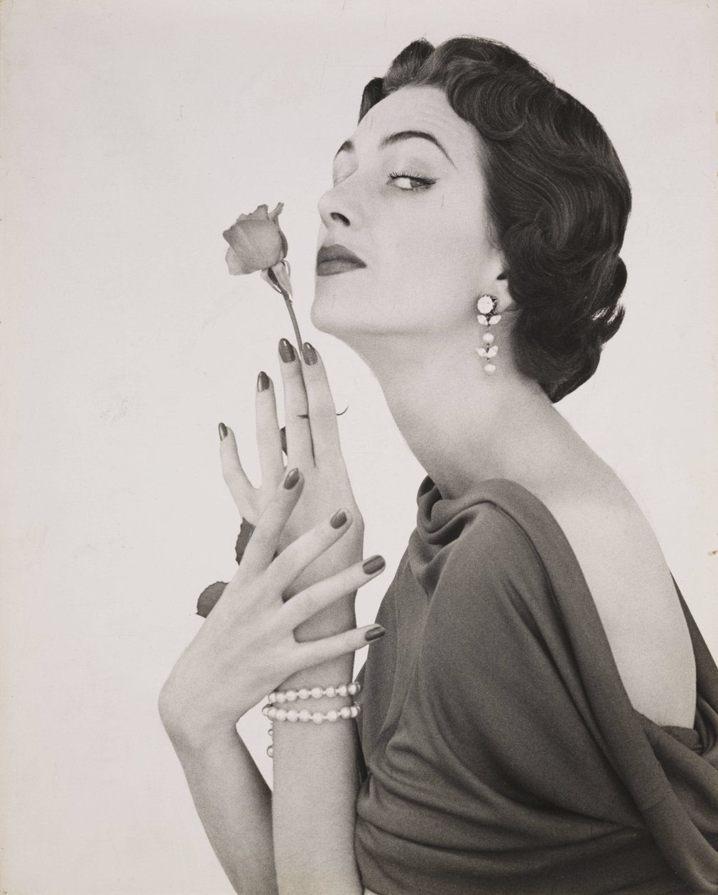 Femme avec une rose, vers 1960 - Zoltan Glass