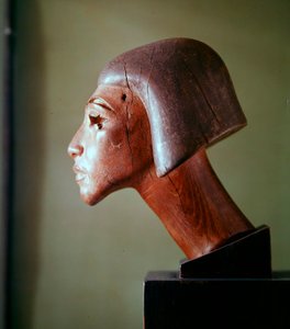 Tête de style El-Amarna (bois)