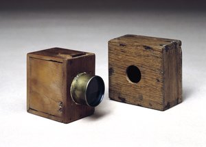 Deux appareils photo à piège à souris, vers 1835