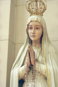 Vierge (bois peint)
