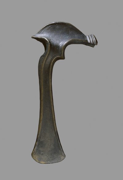 Hache, trouvée en Hongrie - Age Bronze