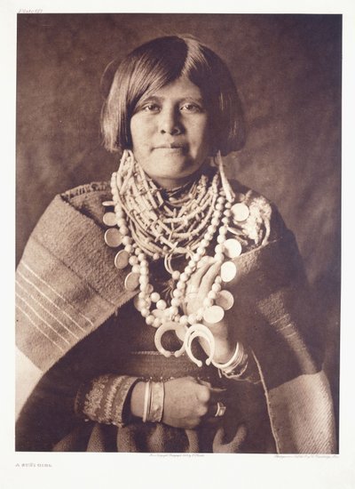 Une fille Zuni - Edward Sheriff Curtis