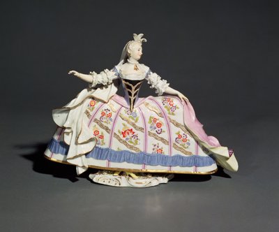 Figure de femme de Meissen - German School