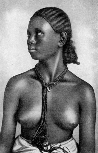 Une fille du peuple Tigre, Afrique, 1922 - Unbekannt