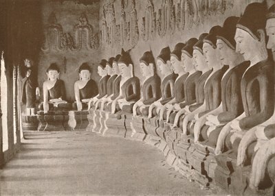 Intérieur du temple bouddhiste, Sagaing, 1900 - Unbekannt