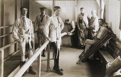 Prothèses Soldats portant des jambes artificielles, vers 1915-1918 - Ferdinand Georg Waldmuller