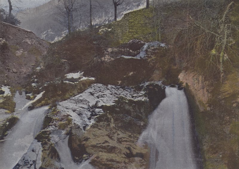 Cascade de Discoo - (after) French Photographer
