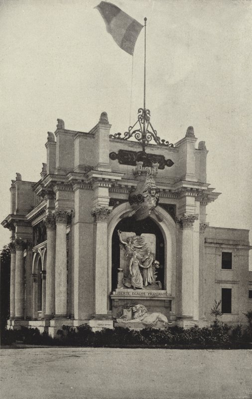 Bâtiment Français - American Photographer