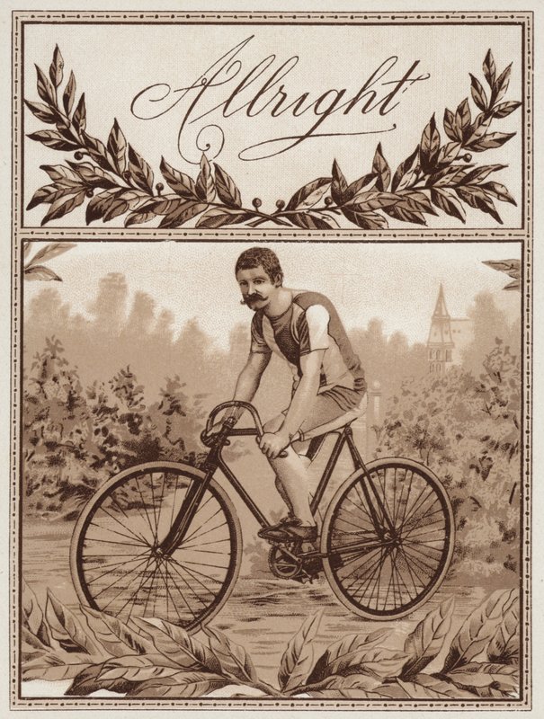 Homme faisant du vélo - American School
