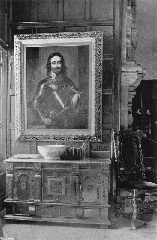 Une alcôve dans le hall - Charles Latham