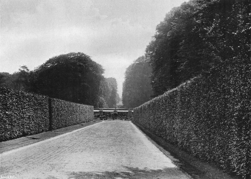 Une Perspective depuis la Grande Allée - Charles Latham