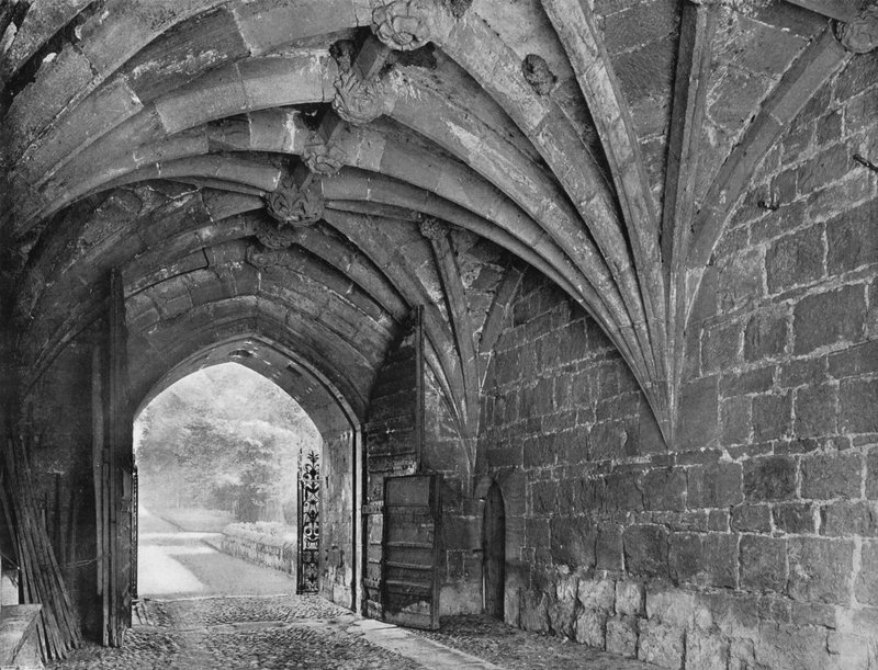 Voûtes Anciennes et Portes en Bois - Charles Latham