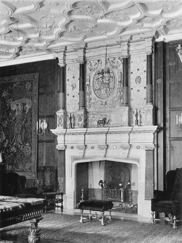Dans le salon - Charles Latham