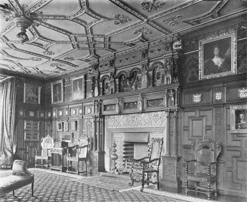 Le Salon - Charles Latham