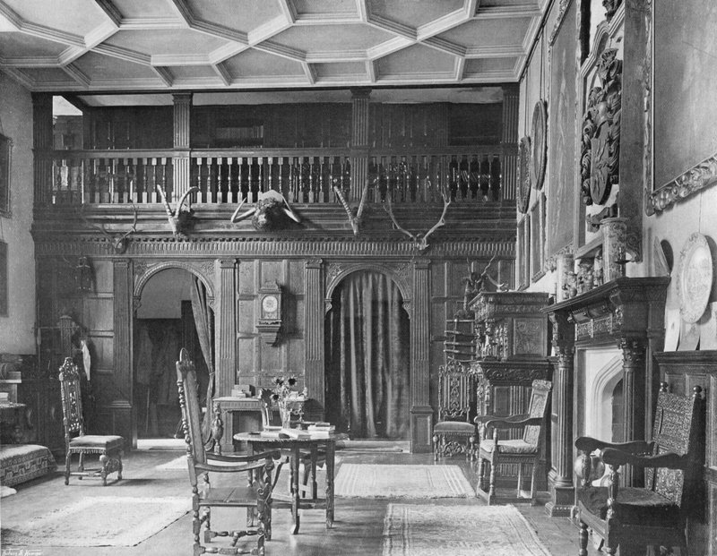 Le Hall de la Galerie - Charles Latham