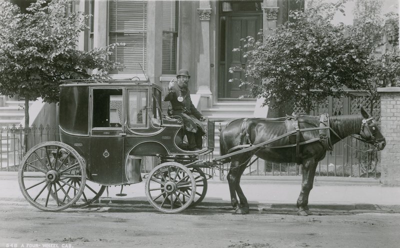 Un cab à quatre roues - English Photographer