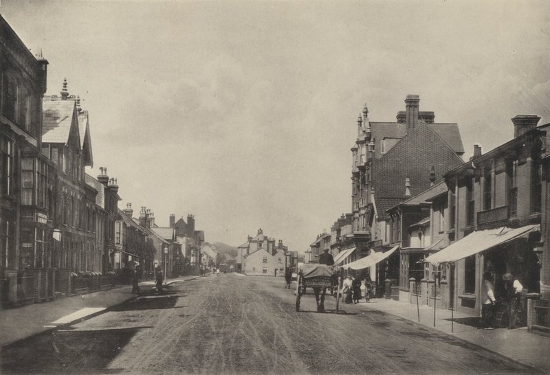 Aldeburgh, rue principale (photo n/b) - English Photographer