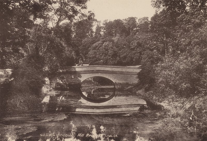Arundel : Pont du moulin - English Photographer