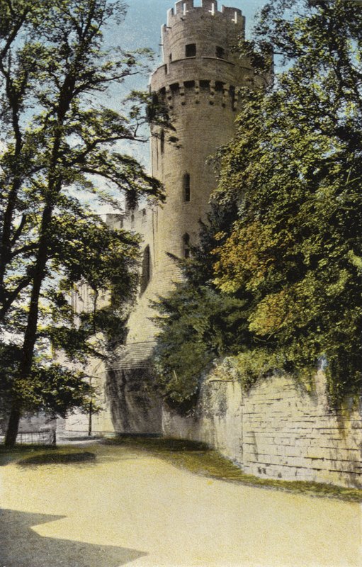 Tour de César, Warwick - English Photographer